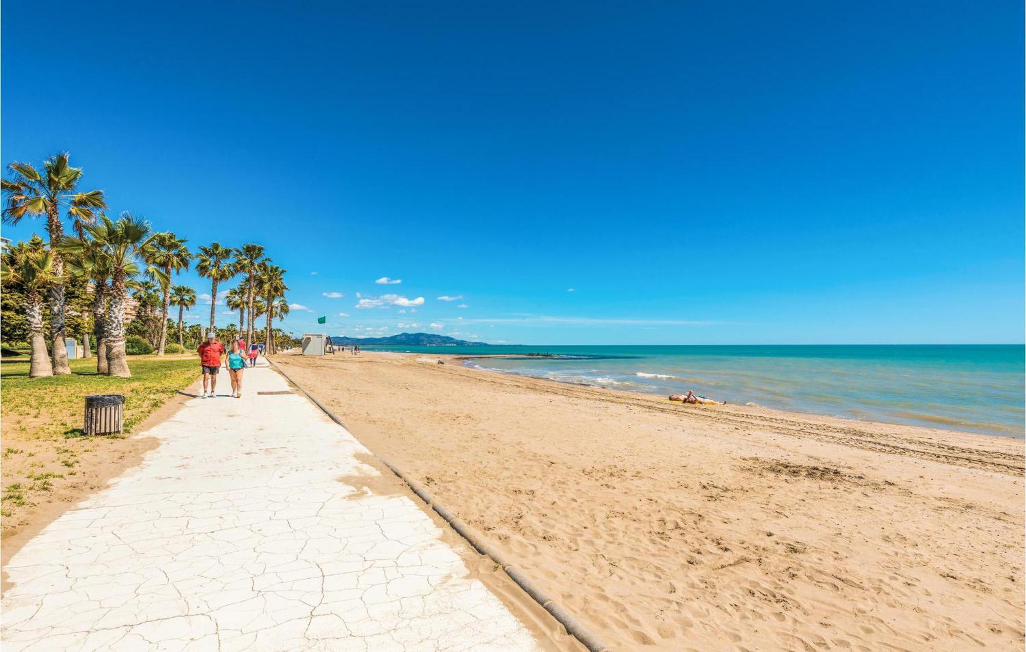 Beautiful Apartment In Oropesa Del Mar With Wifi ภายนอก รูปภาพ
